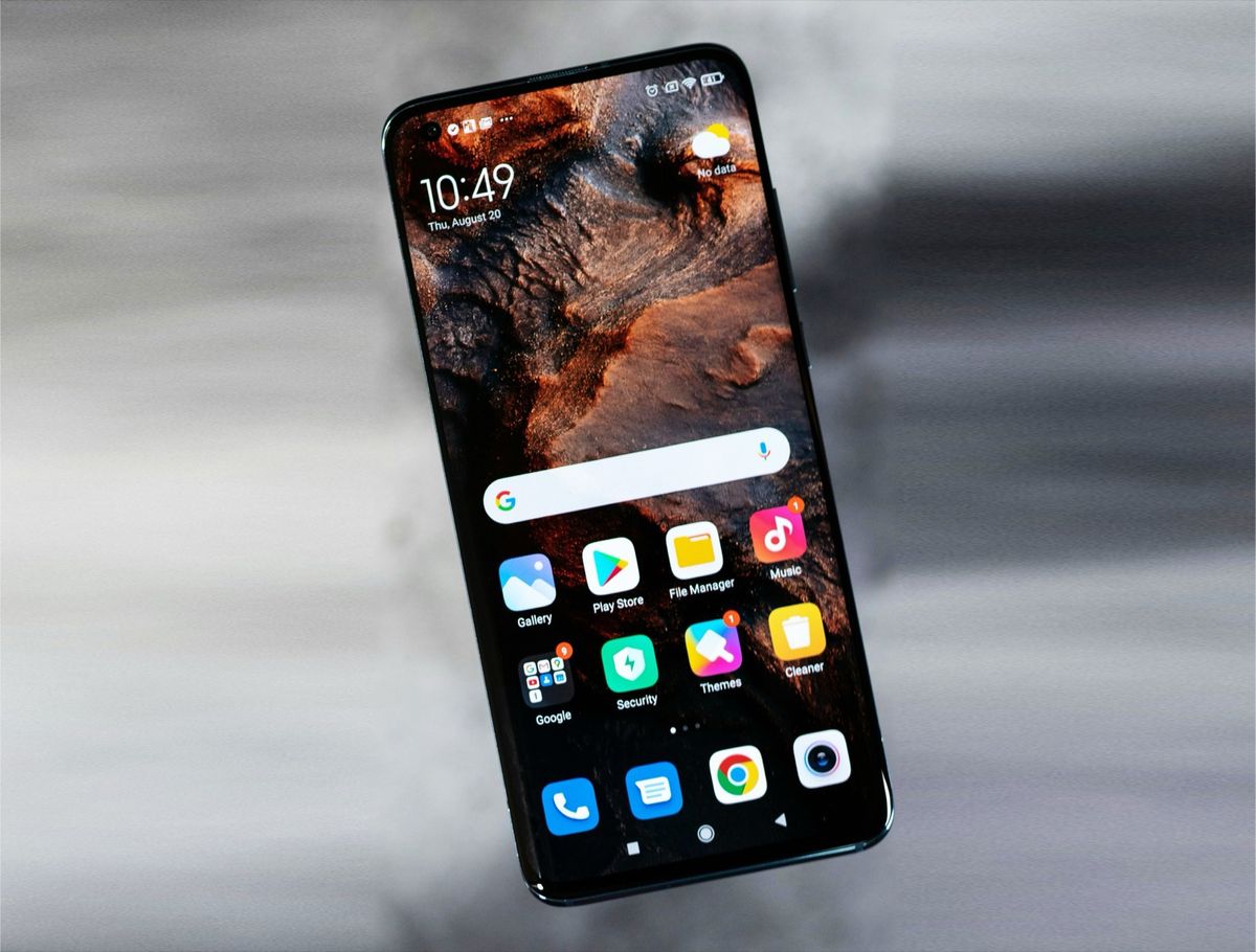 Прогноз падения рынка смартфонов в 2026 году