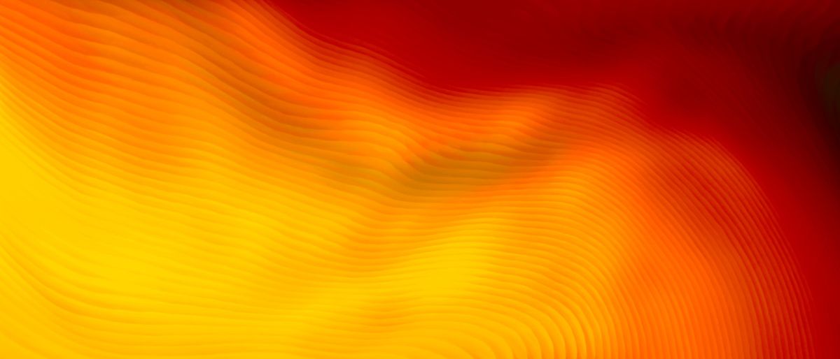 Солнечные панели на фоне пейзажа