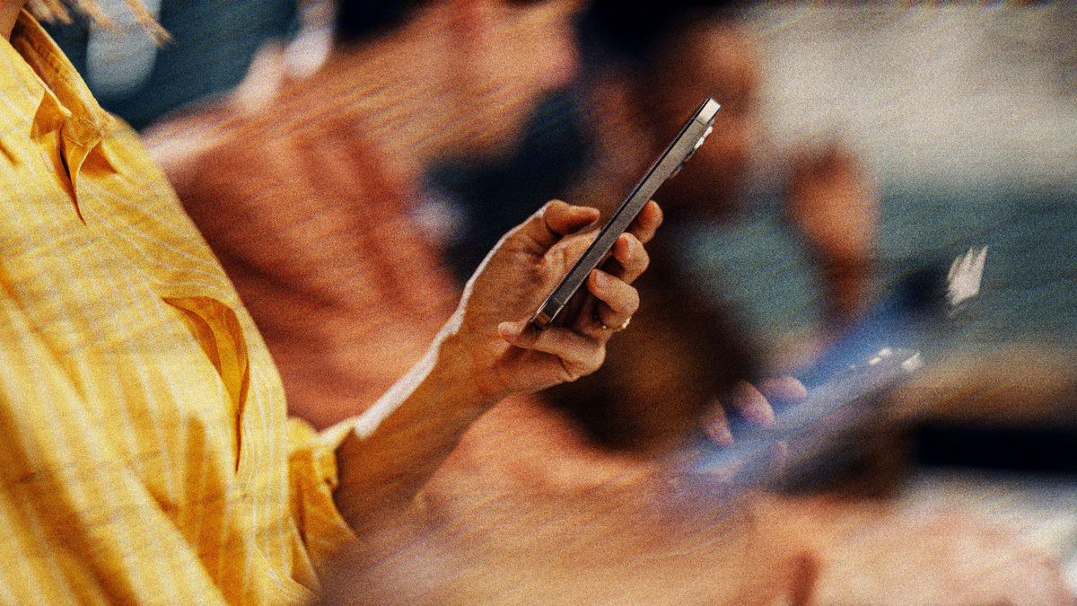 Защита iPhone от шпионского ПО